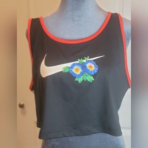 NWT Nike Floral Crop Top